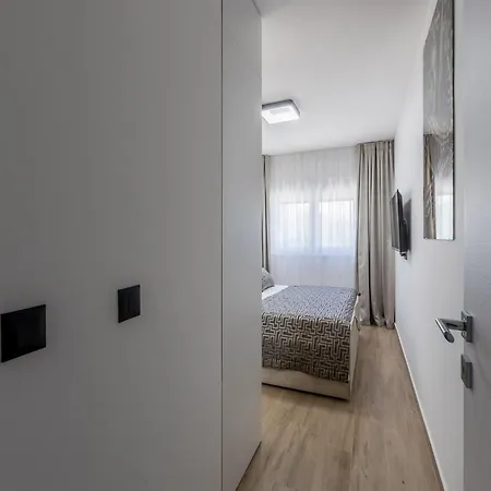 Διαμέρισμα Scenic Kastel Luksic - Two Bedroom *